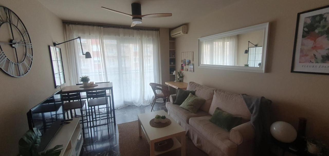 Apartamenticos Studio 75 Zaragoza Dış mekan fotoğraf