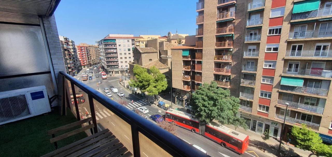 Apartamenticos Studio 75 Zaragoza Dış mekan fotoğraf